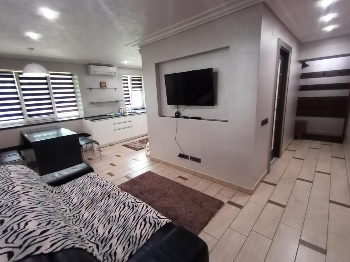 Apartment At Kvitka Polonyny Солочин Екстер'єр фото